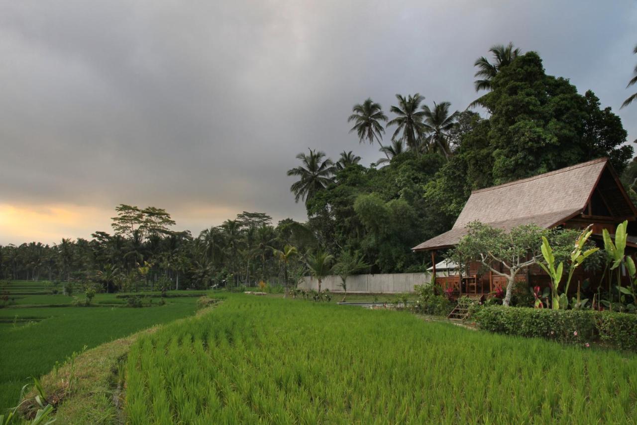 אובוד Benisari Batik Garden Cottage מראה חיצוני תמונה