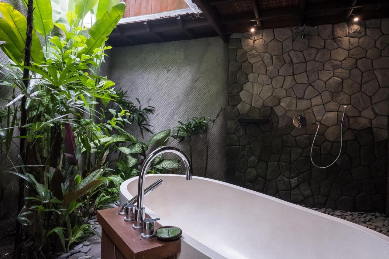 אובוד Benisari Batik Garden Cottage מראה חיצוני תמונה